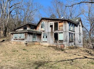 11854 Vixen Rd, Stark City, MO 64866