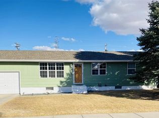 2370 13th St, Gering, NE 69341