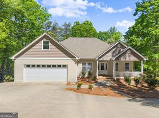 45 Holcomb Dr, Cleveland, GA 30528