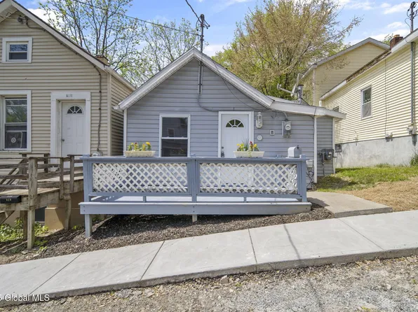 821 7th Street, Rensselaer, NY 12144