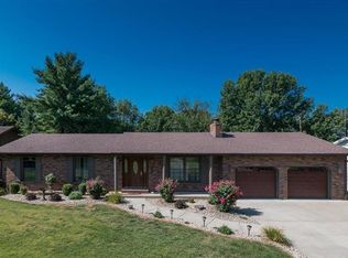 316 Whispering Oaks Dr, Bethalto, IL