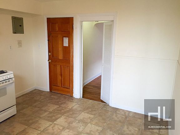 5th image of 2380 38th St APT 3L