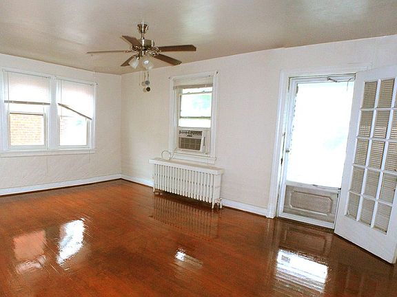 4th image of 2500 North Ave