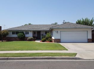 797 N Eaton Ave, Dinuba, CA