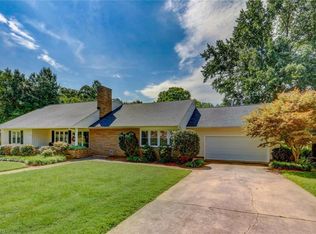 631 Parkway Blvd, Reidsville, NC 27320