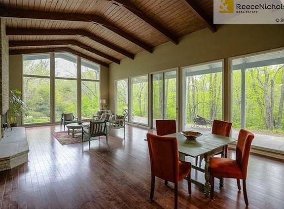 STUNNING Great Room!