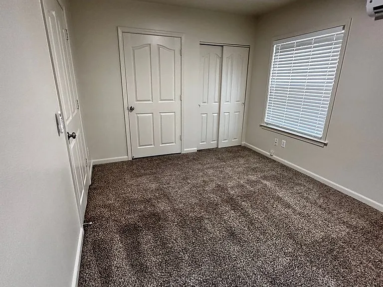 1836 Continental St — Photo 15