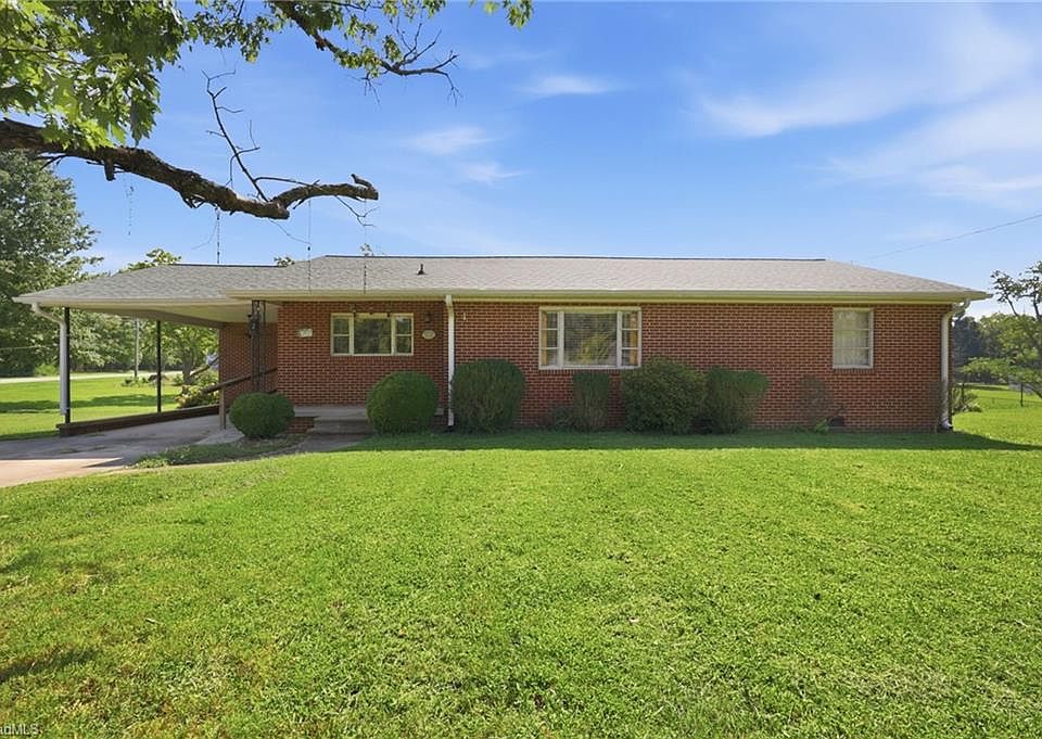 1st image of 1700 Parham Dr