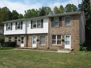 1796-1800 Cromwell Dr, Akron, OH