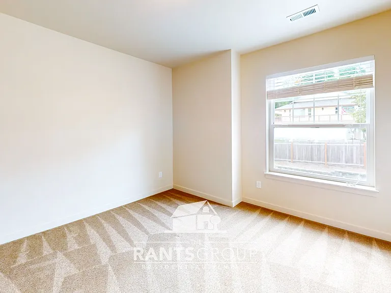 603 3rd Ave SW #A & B — Photo 16