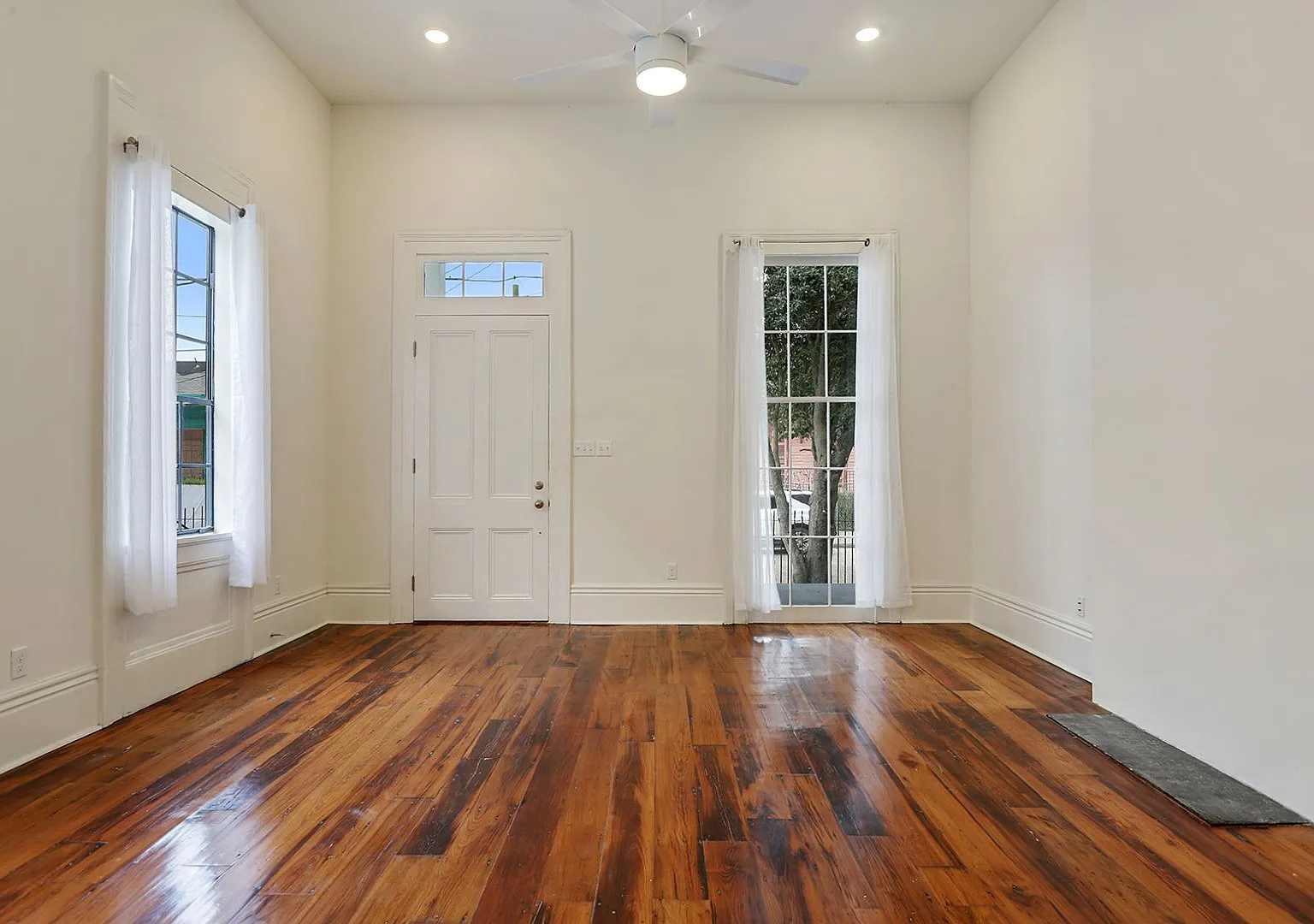2123 S. Liberty St — Photo 4