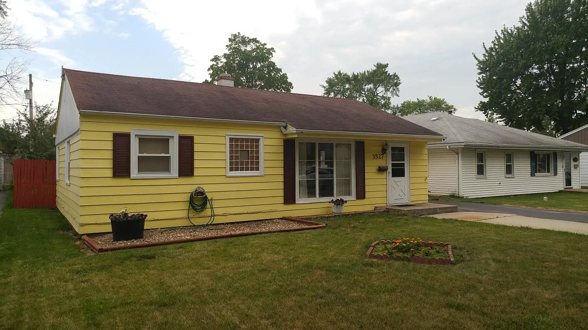 3527 Jackson St photo 1