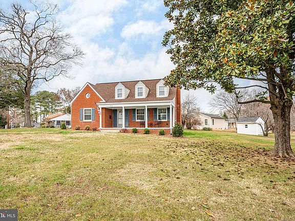4th image of 306 Cannon Cir