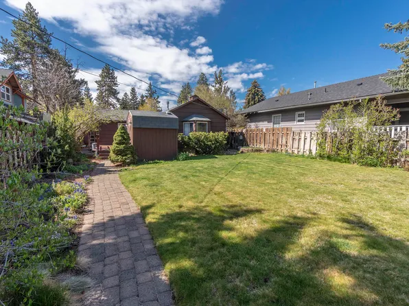 423 NW Newport Ave, Bend, OR 97703