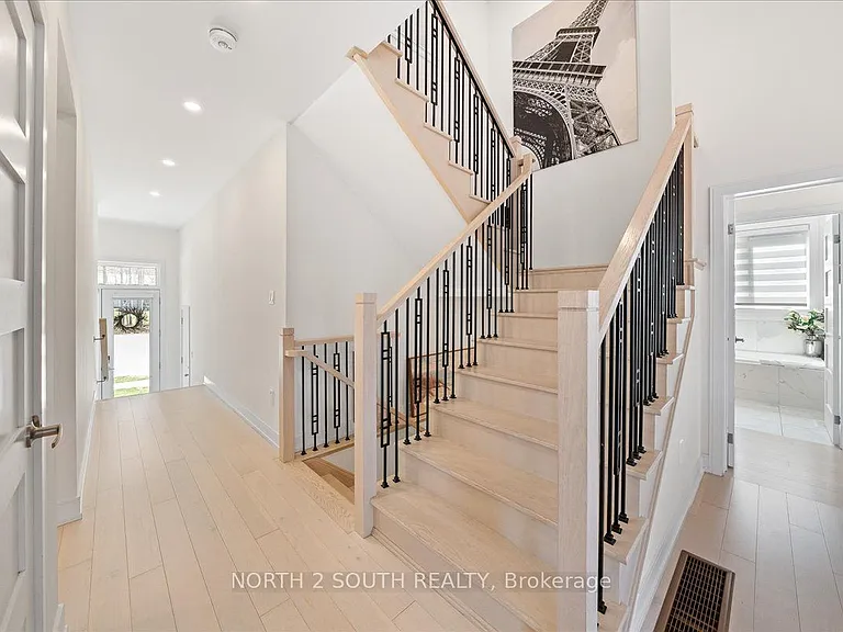 118 Berkely St — Photo 22