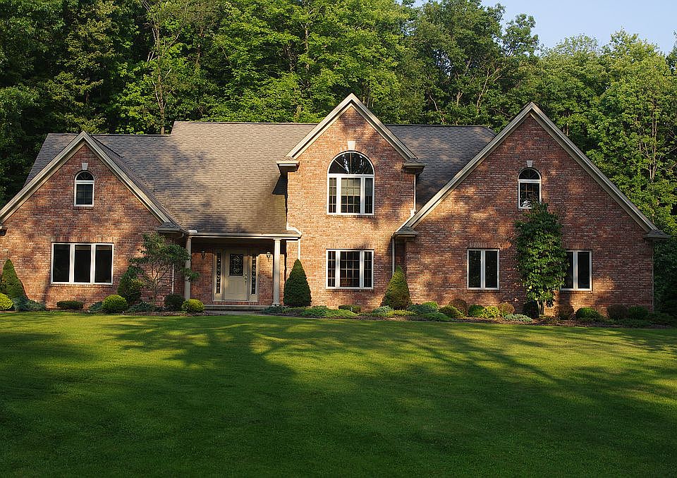 2355 Spangler Rd, Hermitage, PA 16148 Zillow