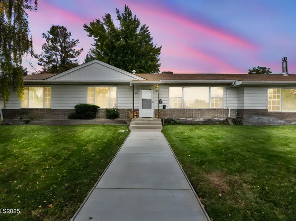 307 S California St, Yerington, NV 89447