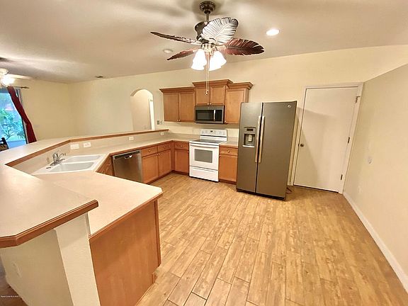 5th image of 1358 Enclave Dr