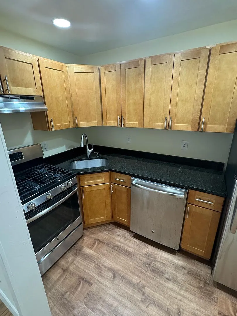 10-28 Centennial Place Llc — Photo 3