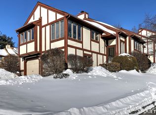 Oronoque Forest, West Haven, CT 06516