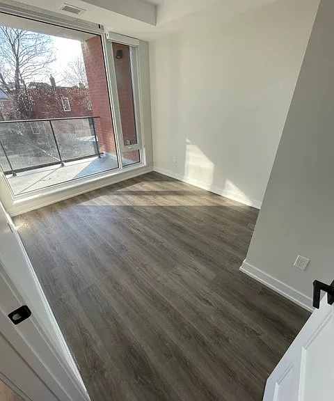 28 Pretoria Ave — Photo 15