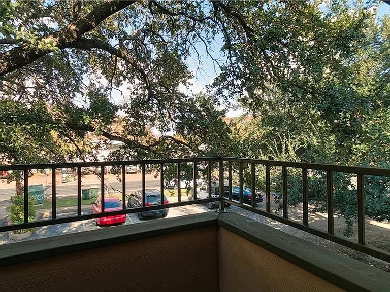 2714 Nueces St #203 — Photo 21