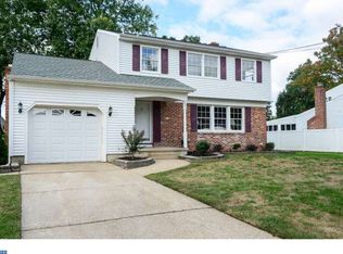 241 Conestoga Dr, Marlton, NJ 08053