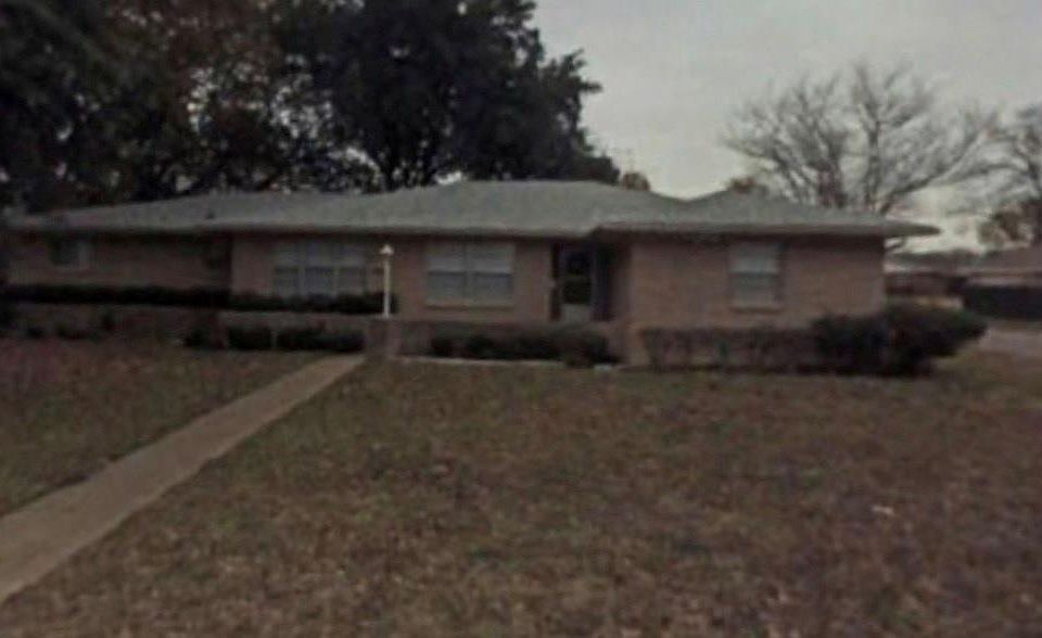 1st image of 402 Maple St