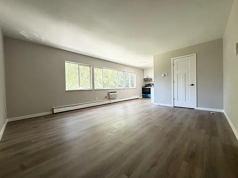 2050-2080 Allen Blvd — Photo 47