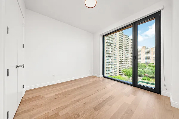 Rented by Nooklyn NYC LLC | media 27