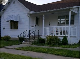 312 E Marion St, Monticello, IL 61856
