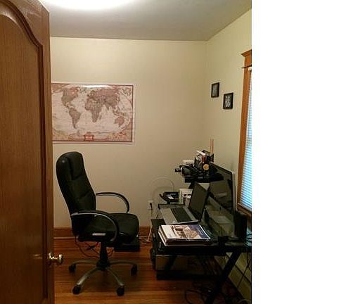 4th image of 4235 Mandalay Ave