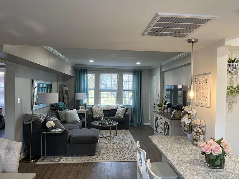 1812 N Queens Ln #217 — Photo 66