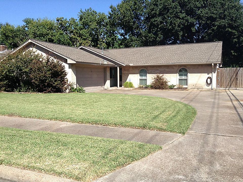 1st image of 1701 Salem Dr