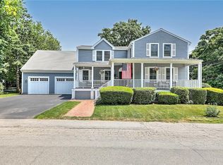 42 Chapel Rd, Barrington, RI 02806