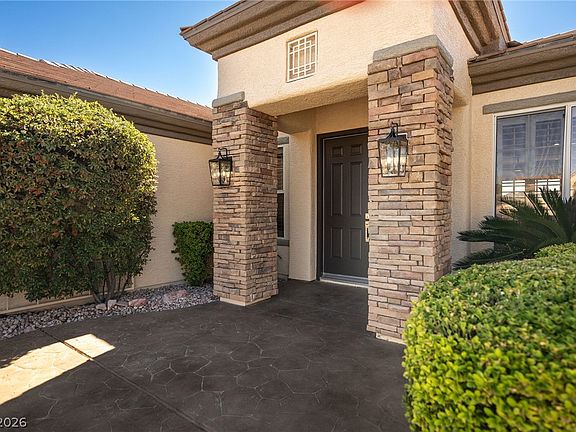 2nd image of 2851 Scotts Valley Dr