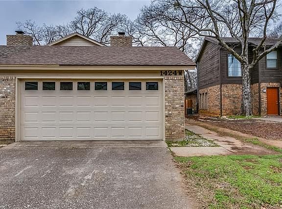 2nd image of 1424 Palmnold Cir W