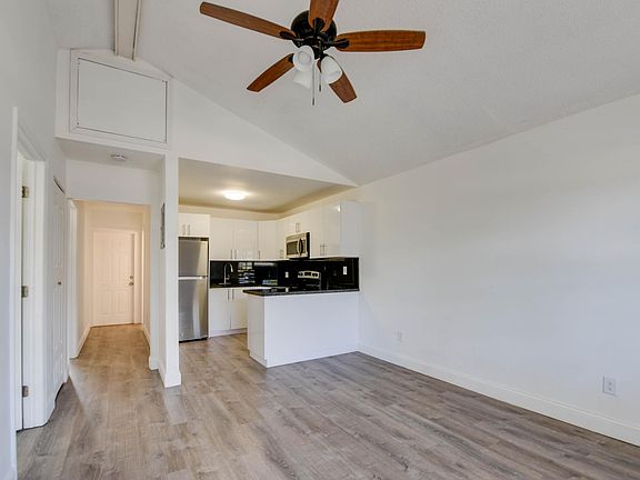 4th image of 6630 Maloney Ave #8B