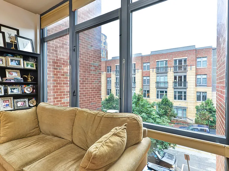 520 John Carlyle St #234-98 — Photo 3