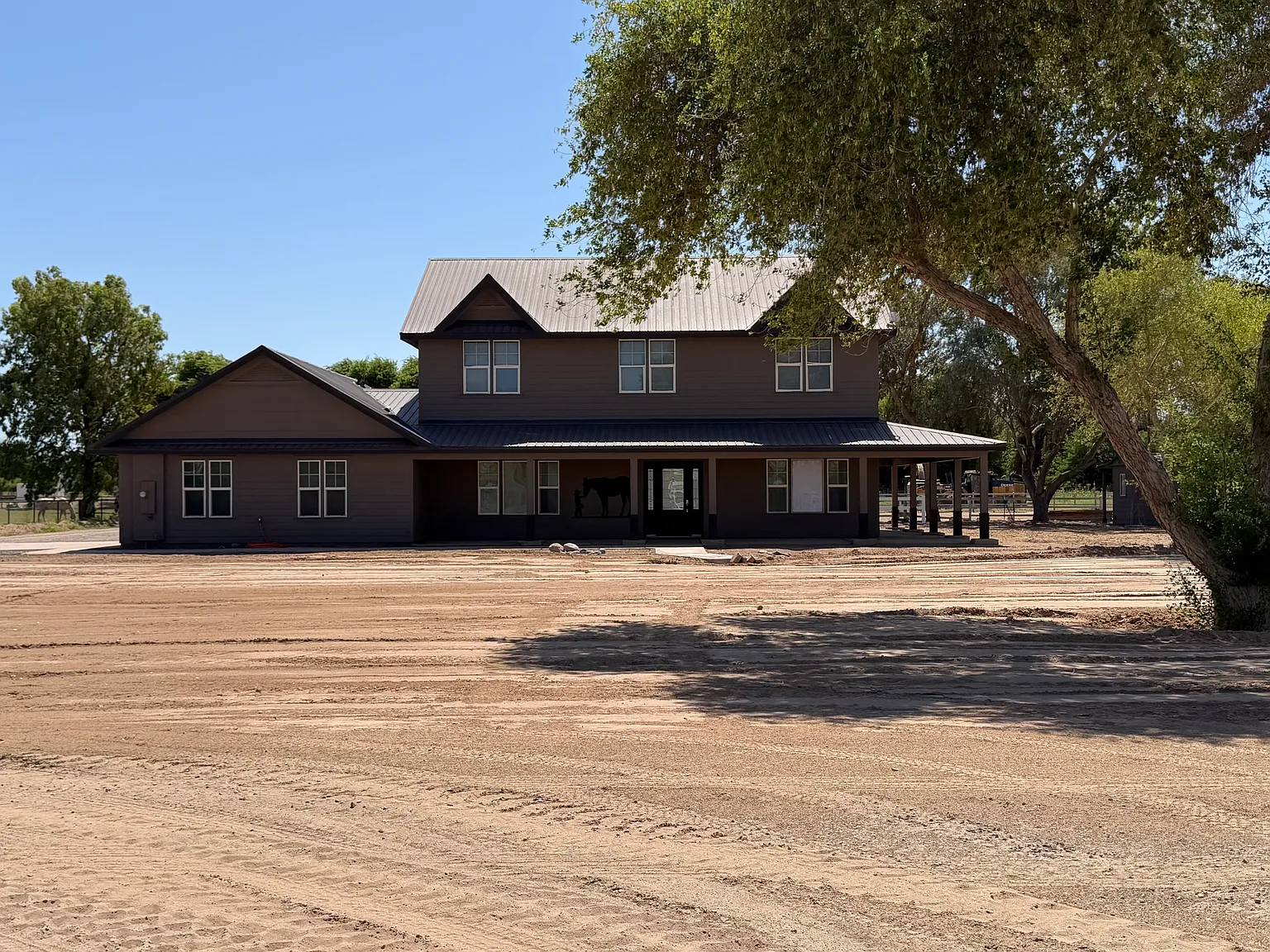 6 bed, 3300 sqft, $4,500 — Photo 1
