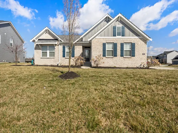 6672 Eagles Nest Ln, McCordsville, IN 46055
