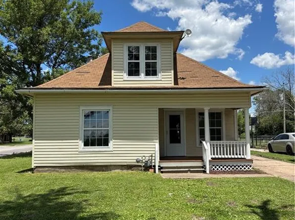 3141 Stevens Ave, Parsons, KS 67357