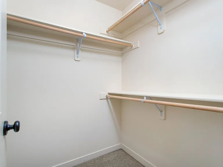 7894 NE Miriam Way — Photo 19