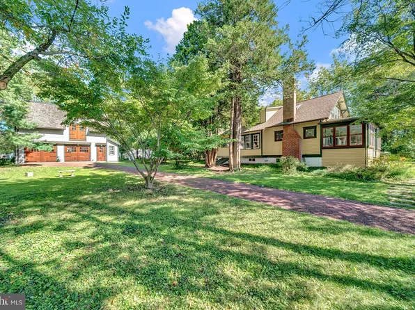 24 E Prospect St, Hopewell, NJ 08525