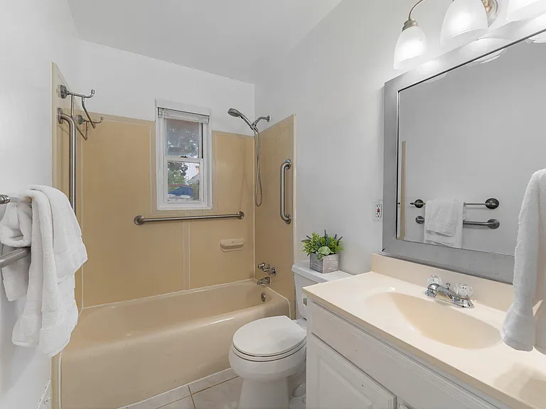 6210 Dana Ave — Photo 23