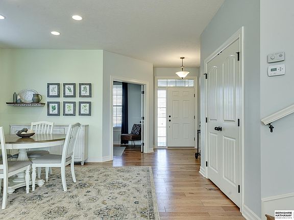 4th image of 7208 S 184th St