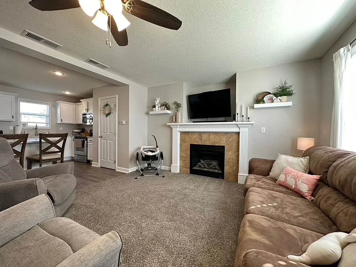 Building Photo - 1709 Crabapple Ln