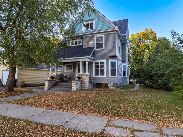 613 S Oak St, Lake City, MN 55041