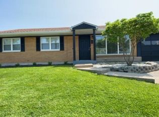396 Cambridge Dr, Hamilton, OH