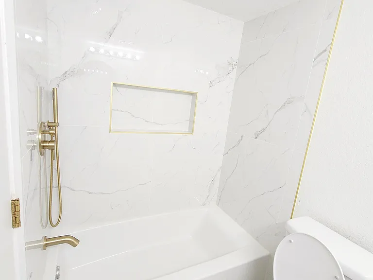 Full Bath